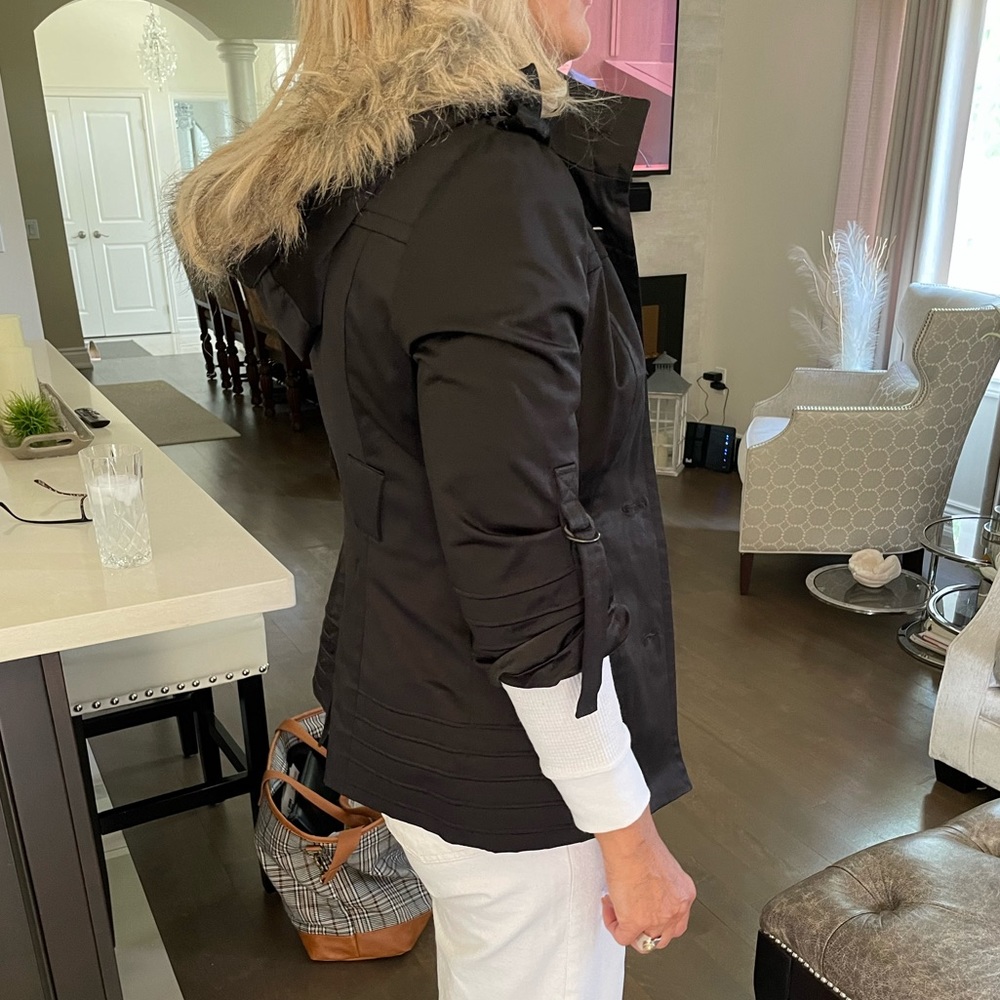 Guess Jacket - Picture 13 of 13